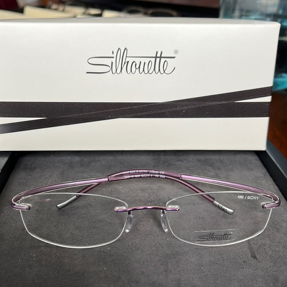 Silhouette ladies frame never owned pink w clear wrap 4393 40 6204 52/17/140